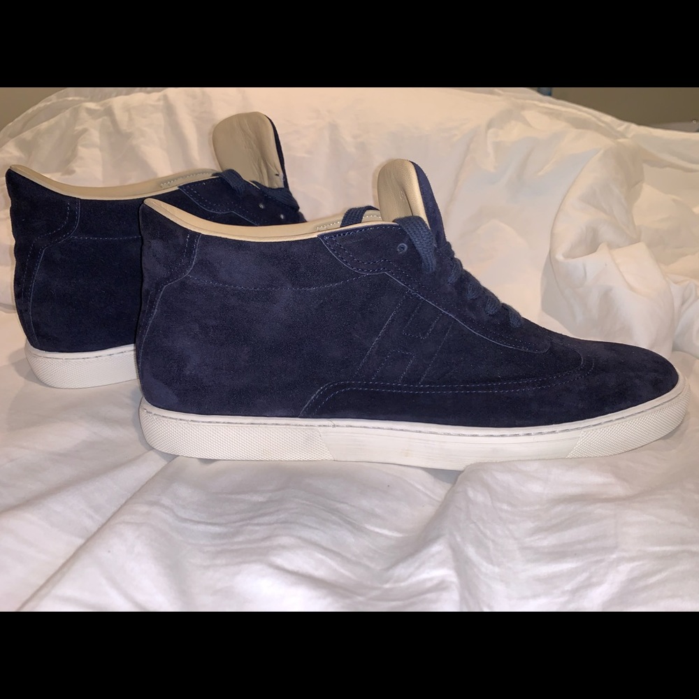 New never worn men’s Hermès sneakers